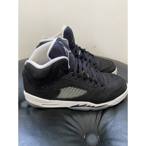NIKE AIR JORDAN 5 Retro “MOONLIGHT OREO” (2021) (GS) (440888-011) Size 7Y